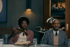 Air - La storia del grande salto, Viola Davis e Julius Tennon in una scena del film