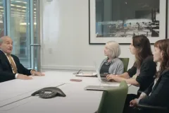 Anche io, Carey Mulligan, Zoe Kazan e Patricia Clarkson in un momento del film di Maria Schrader