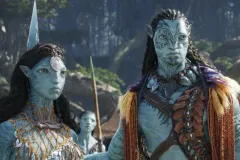 Avatar - La via dell'acqua, Kate Winslet e Cliff Curtis in una scena del film