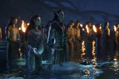 Avatar - La via dell'acqua, Cliff Curtis e Kate Winslet in una scena del film