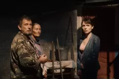 Bad Roads - Le strade del Donbass, una scena del film di Natalya Vorozhbit