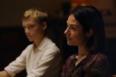 Close, Eden Dambrine ed Emilie Dequenne in un momento del film di Lukas Dhont