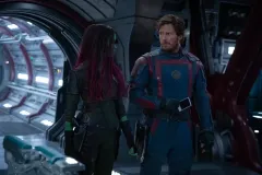 Guardiani della Galassia Vol. 3, Zoë Saldana e Chris Pratt in una scena del film