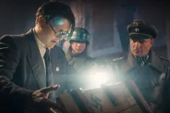 Indiana Jones e il quadrante del destino, Toby Jones, Mads Mikkelsen e Thomas Kretschmann in una scena del film