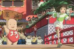La città incantata, la protagonista Chihiro in una sequenza del film di Hayao Miyazaki