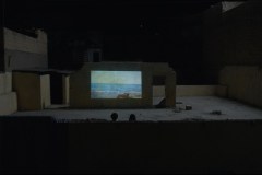 Nezouh - Il buco nel cielo, un cinema improvvisato in una scena del film