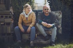 Normale, Benoît Poelvoorde e Justine Lacroix in una sequenza del film