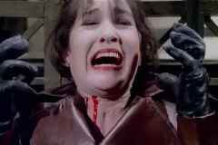 Profondo Rosso, la macabra fine della killer di Clara Calamai nel film di Dario Argento