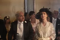 Sposa in rosso, Anna Galiena e Maurizio Marchetti in una scena del film