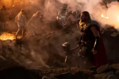 Thor: Love and Thunder, Chris Hemsworth in un'immagine del film
