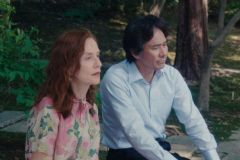 Viaggio in Giappone, Isabelle Huppert e Tsuyoshi Ihara durante una scena del film