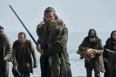 Vikings Valhalla, Leo Suter in un frame della seconda stagione della serie Netflix