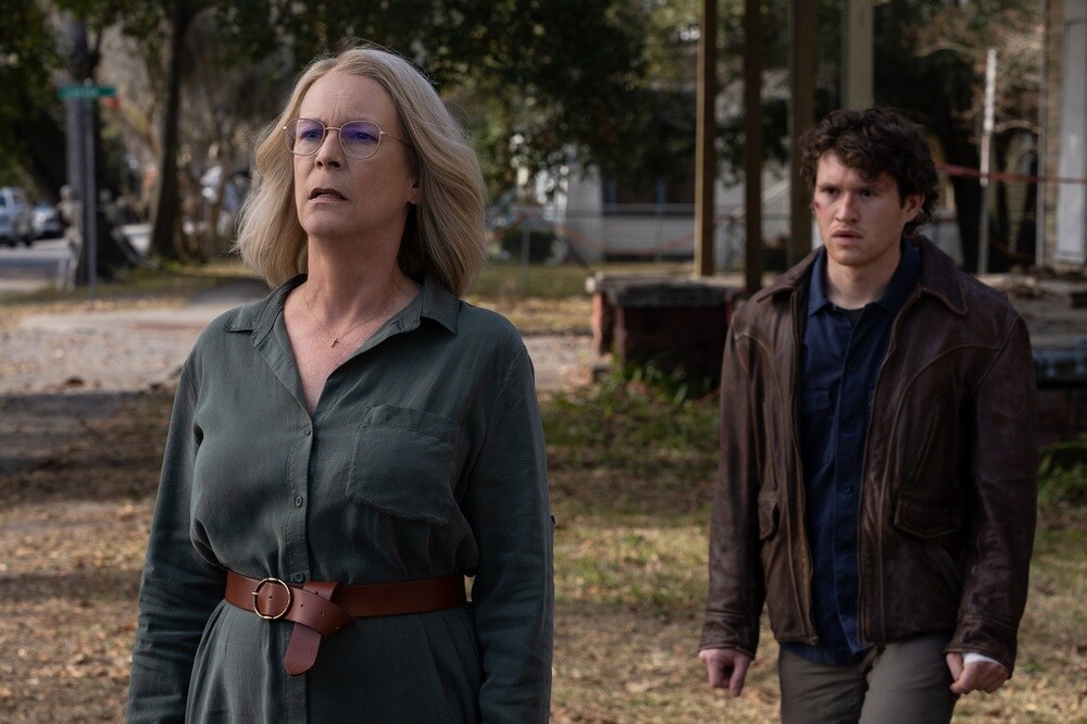 Halloween Ends, Jamie Lee Curtis e Rohan Campbell in una sequenza