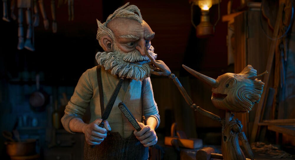 Pinocchio di Guillermo del Toro, Pinocchio e Geppetto in un momento