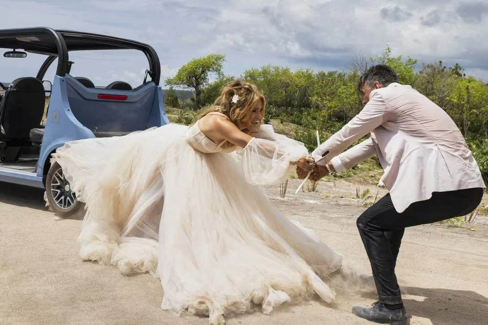 Un matrimonio esplosivo, Jennifer Lopez e Josh Duhamel in una sequenza